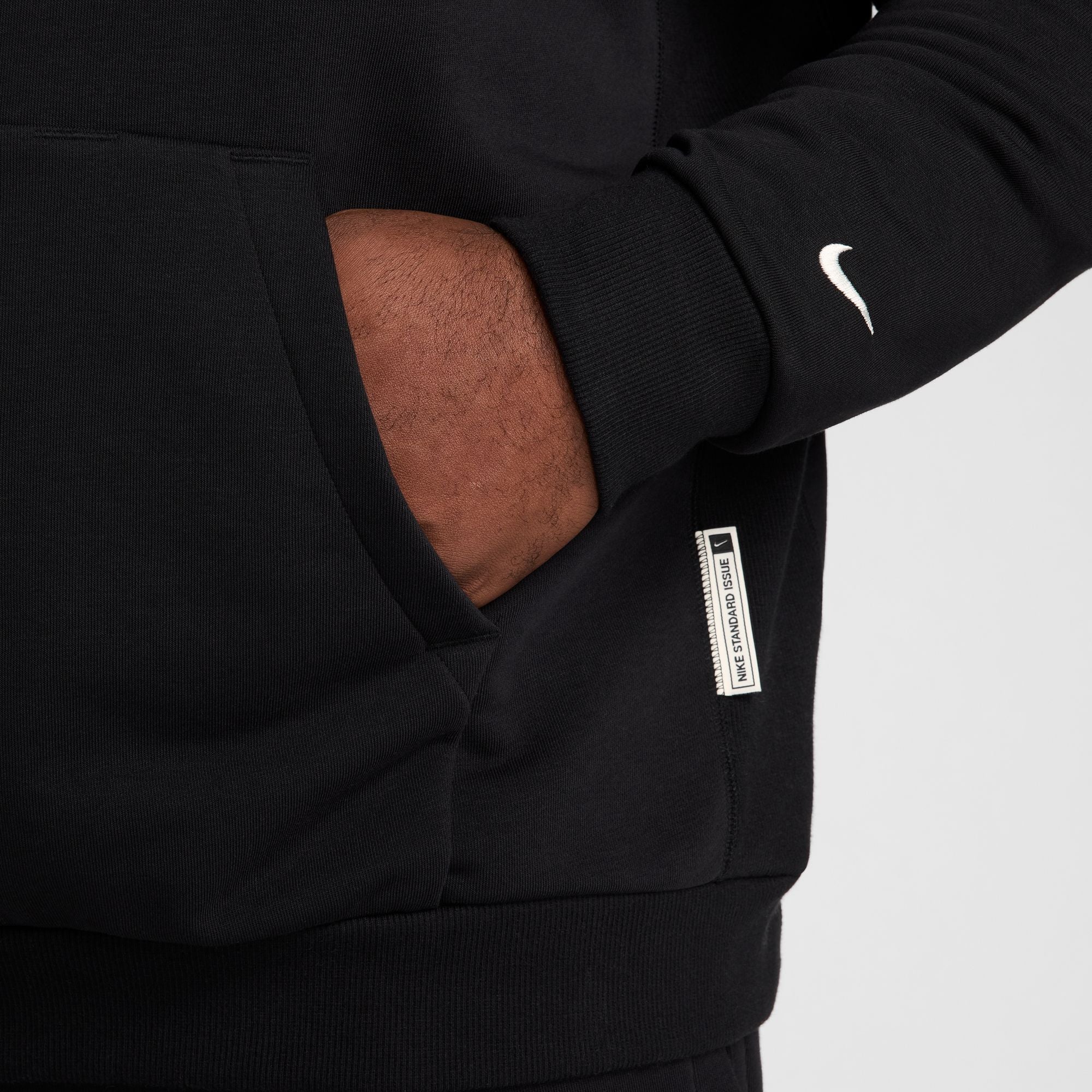 NIKE DRI-FIT PULLOVER BASKETBALL HOODIE