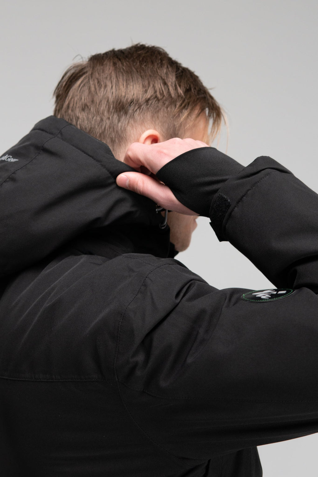 NORTHBOUND GEAR MEN'S "Apex" WATERPROOF JACKET