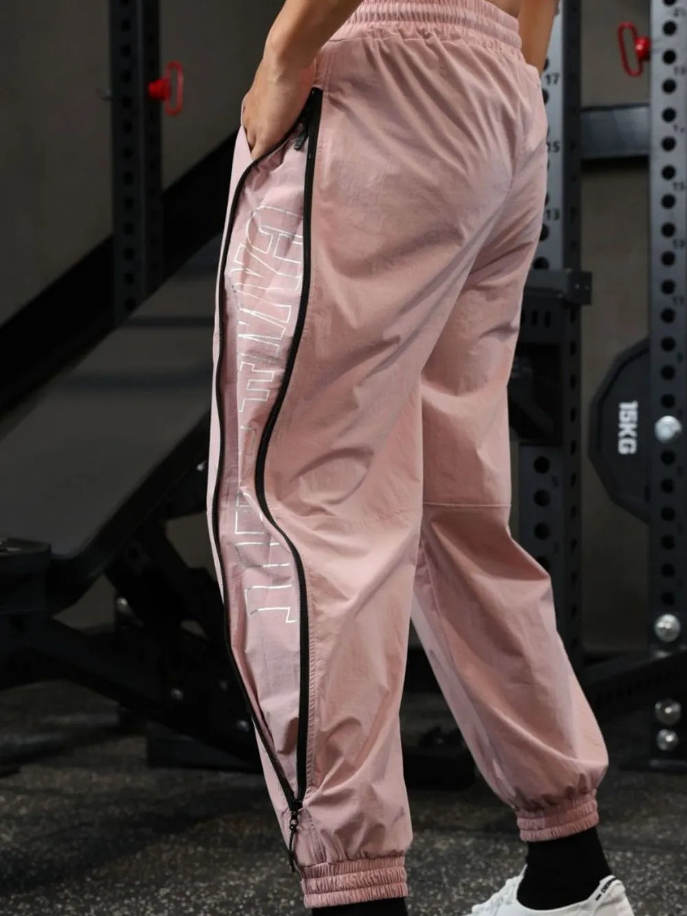 a667e1af-c16c-48d1-b261-0cf82b318364-Max