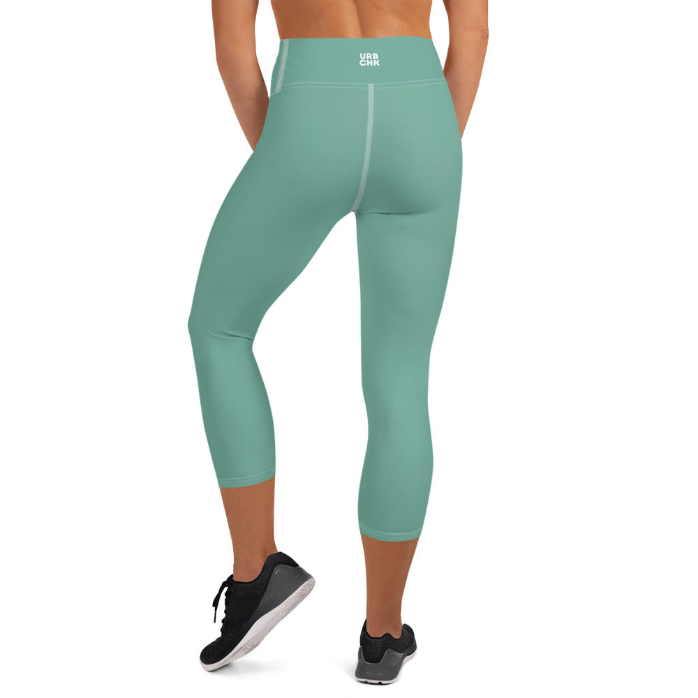 WOMEN'S HIGH WAISTBAND CAPRI LEGGINGS