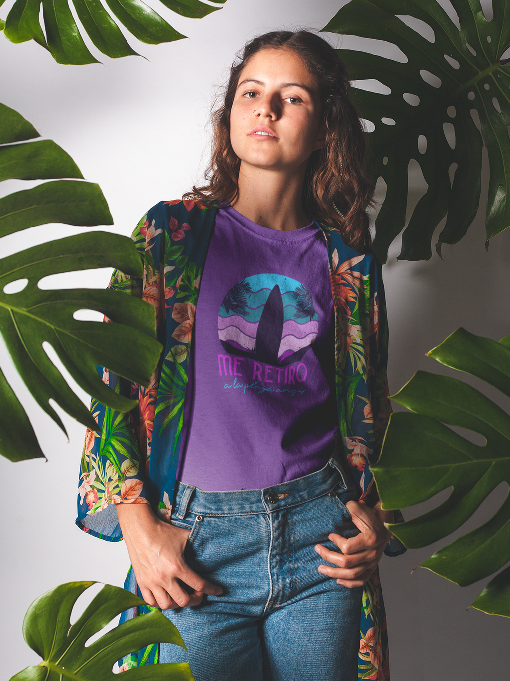 URBCHK WOMEN'S CREW NECK T-SHIRT